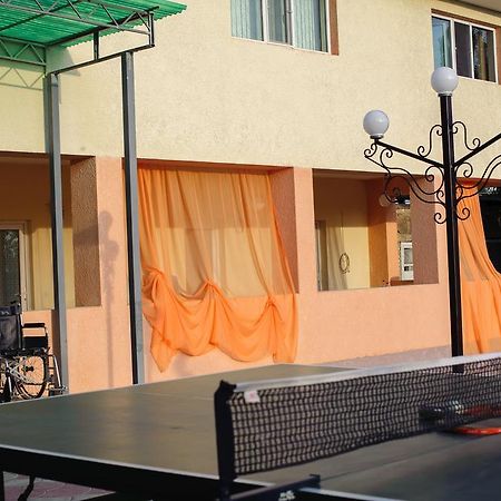 Hotel Yukon Bosteri Zewnętrze zdjęcie