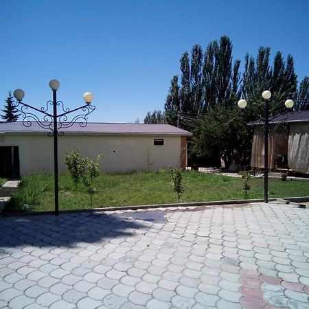 Hotel Yukon Bosteri Zewnętrze zdjęcie