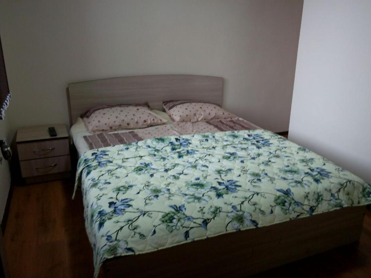 Hotel Yukon Bosteri Zewnętrze zdjęcie