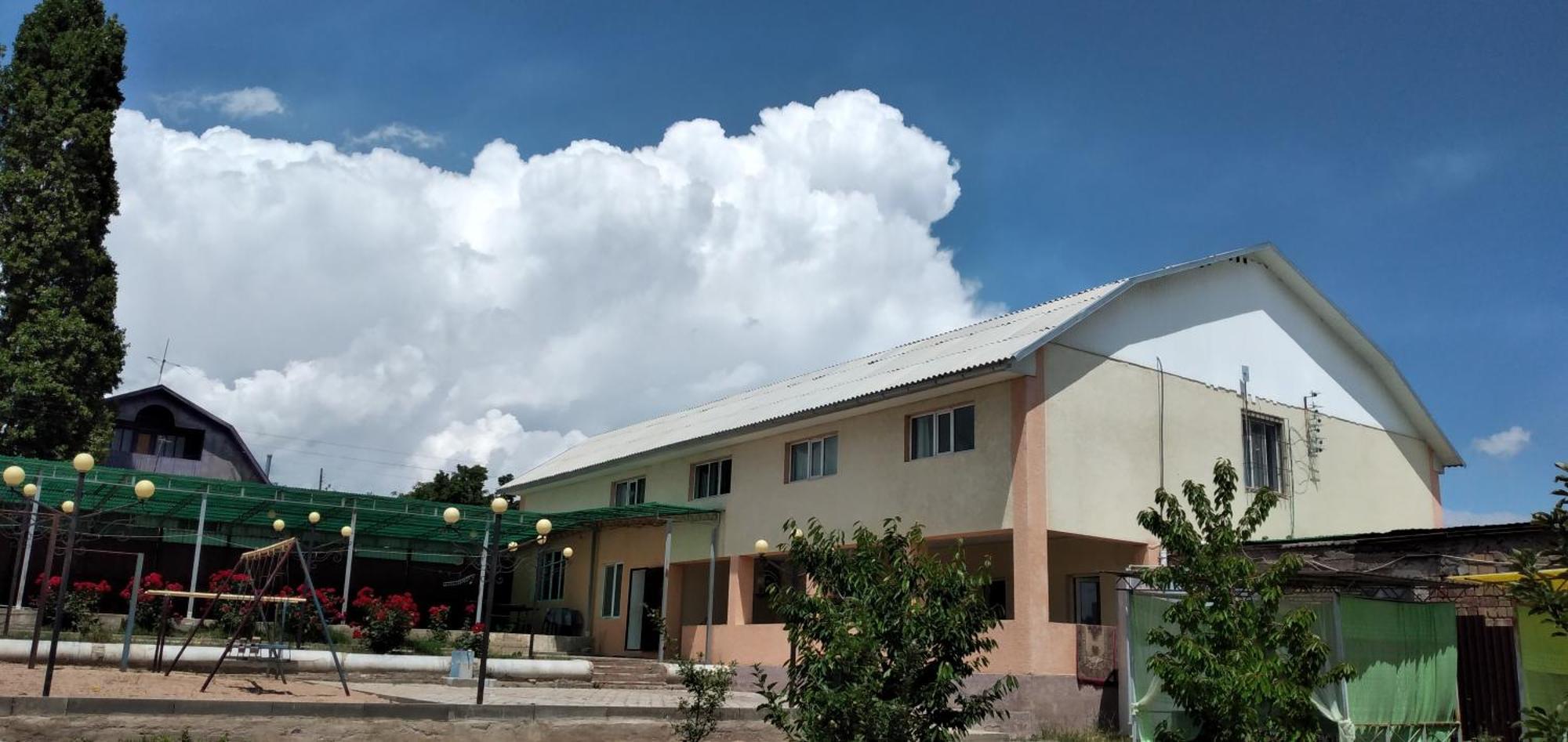 Hotel Yukon Bosteri Zewnętrze zdjęcie
