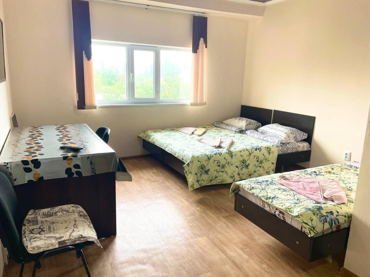 Hotel Yukon Bosteri Zewnętrze zdjęcie