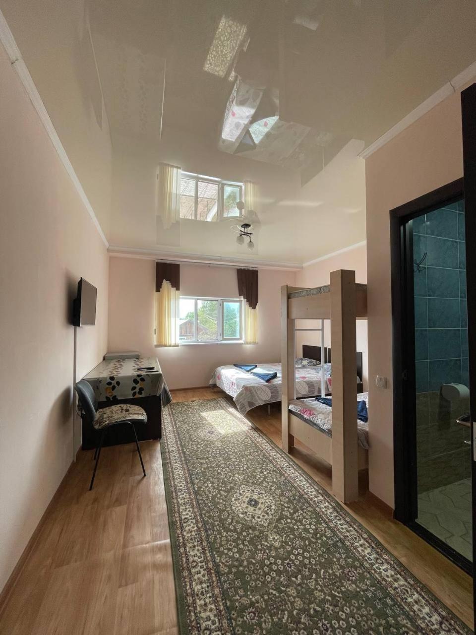 Hotel Yukon Bosteri Zewnętrze zdjęcie