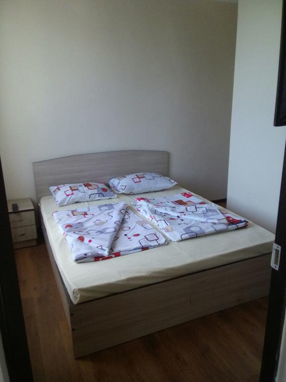 Hotel Yukon Bosteri Zewnętrze zdjęcie