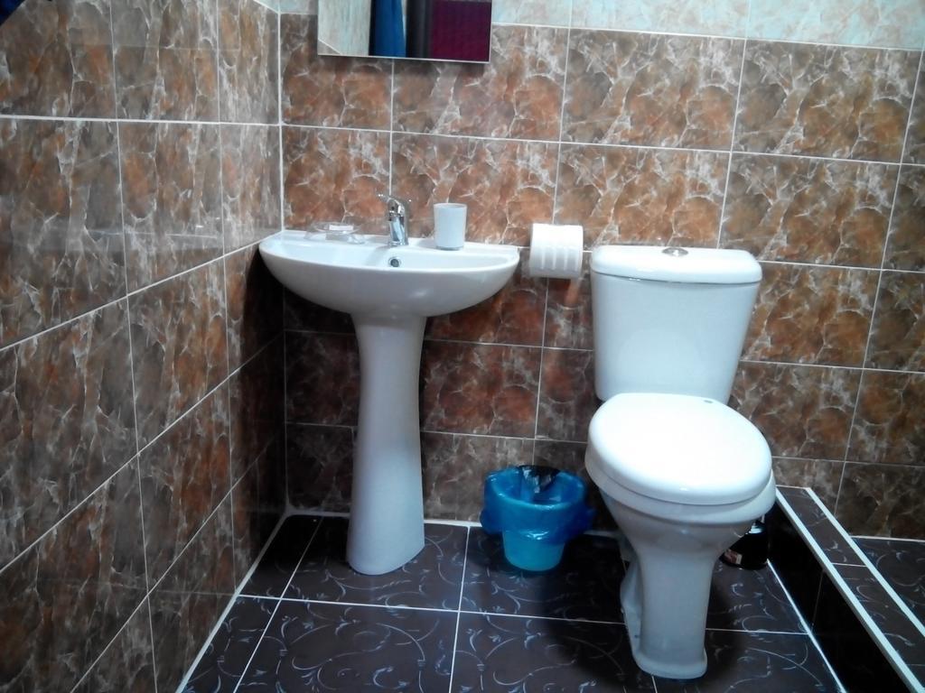 Hotel Yukon Bosteri Zewnętrze zdjęcie