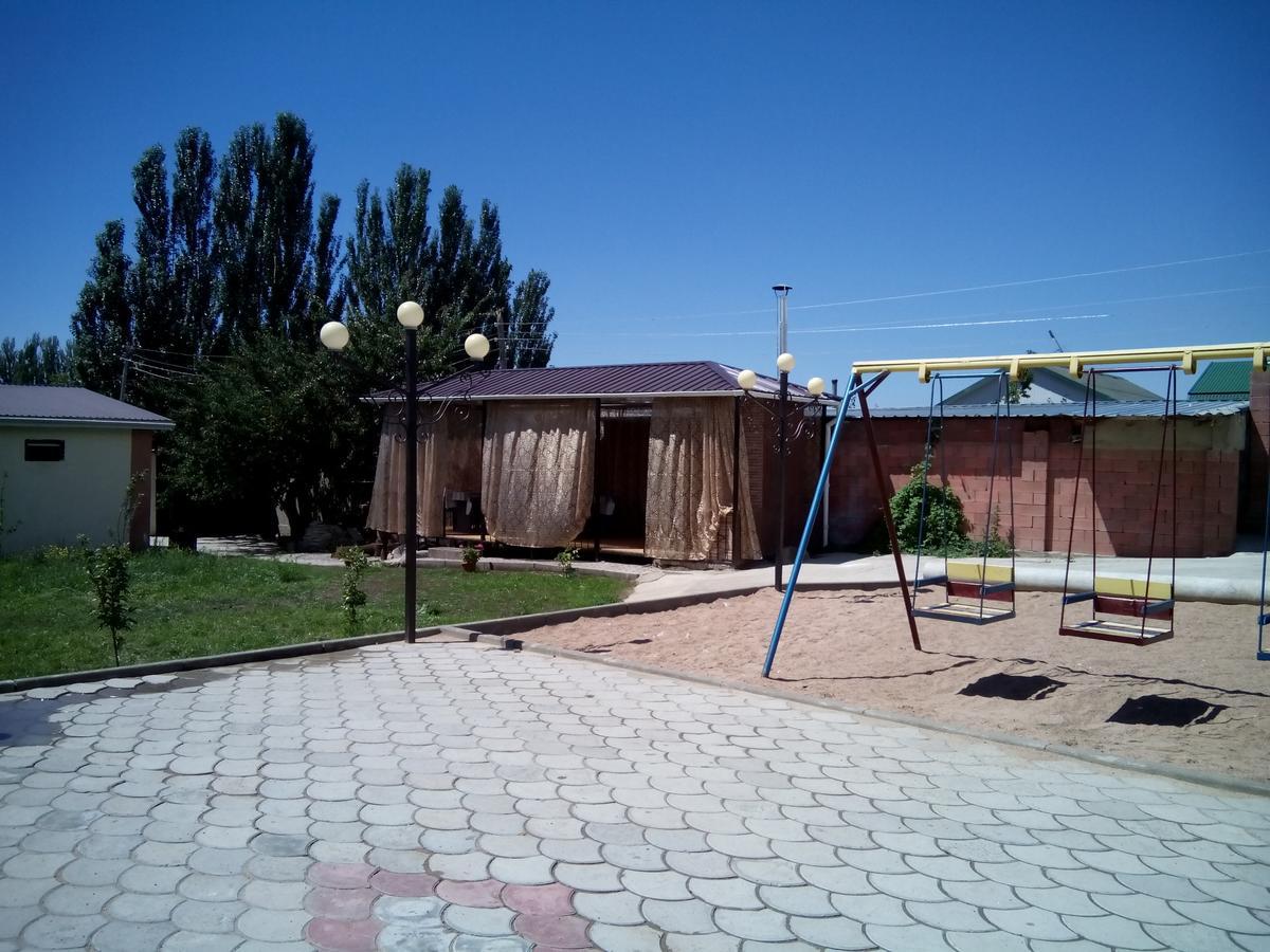 Hotel Yukon Bosteri Zewnętrze zdjęcie